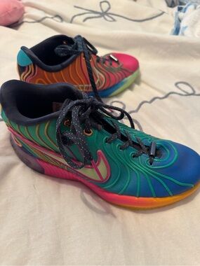 Youth Nike LeBron 21